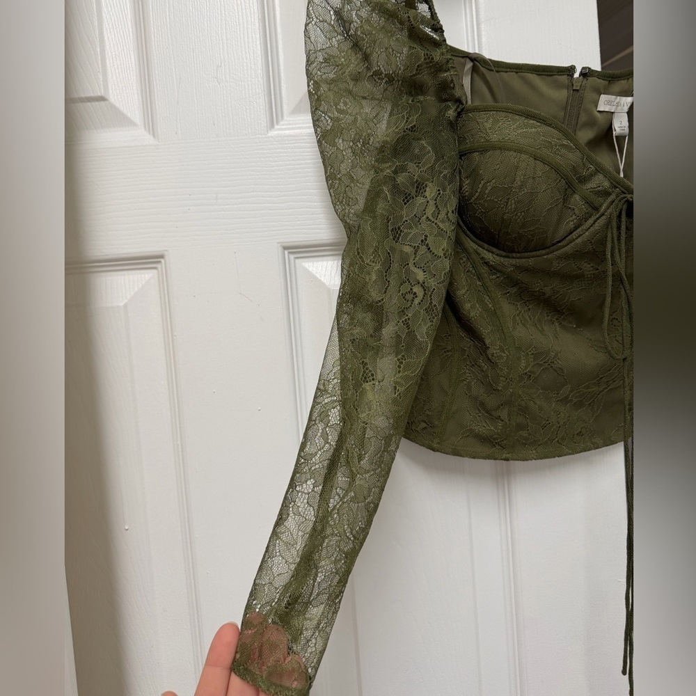 NWT Chelsea & Violet Laura Olive Green Lace Corset Tie Front Fitted Blouse 2 - Picture 4 of 10